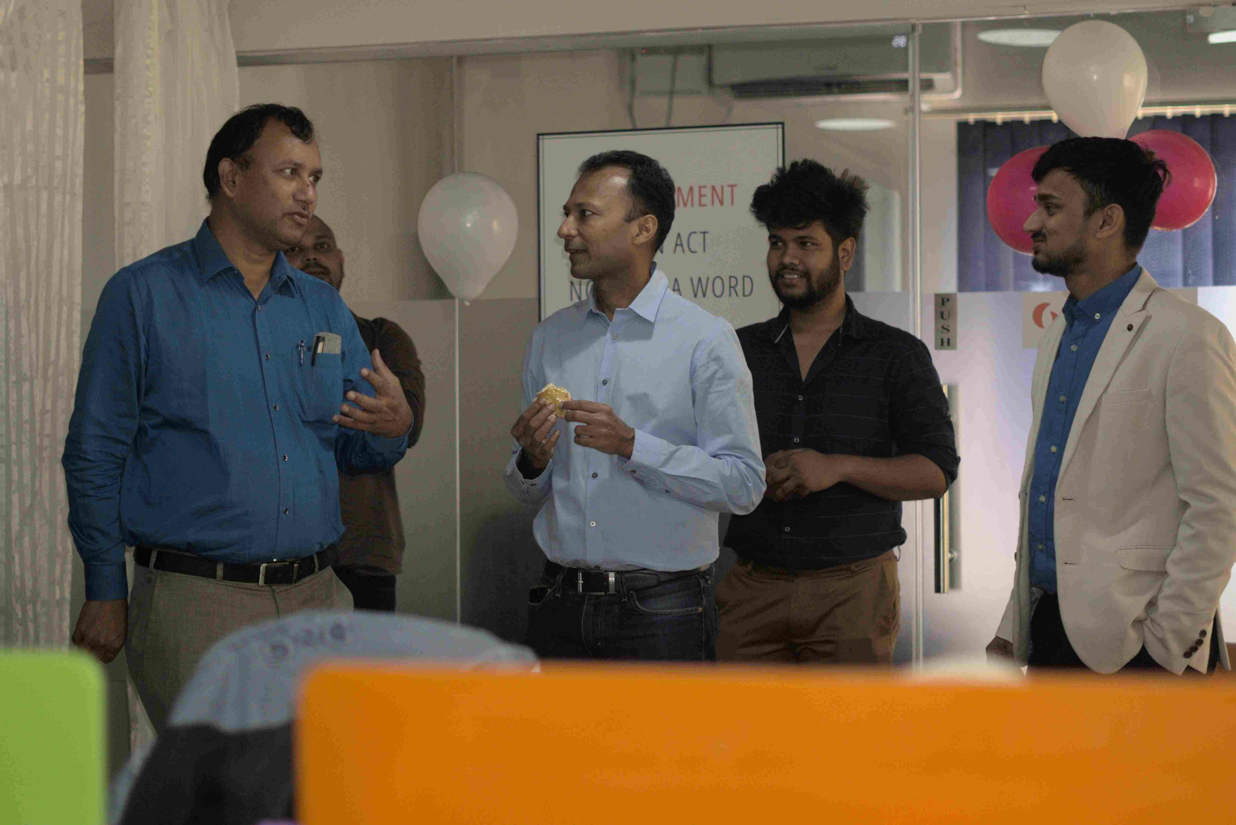 startupHuts